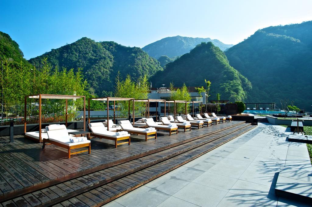 Silks Place Taroko Hotel Fushi Exterior photo